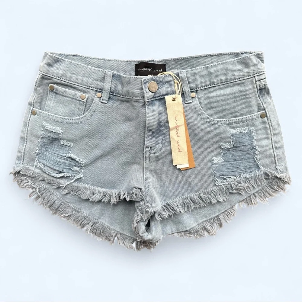 Mustard Seed Light Gray Distressed Denim Jean Shorts